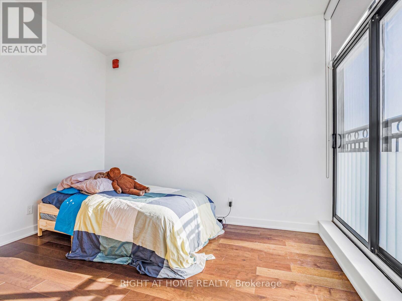 406 - 10376 Yonge Street, Richmond Hill (Mill Pond), Ontario  L4C 3B8 - Photo 17 - N12445366