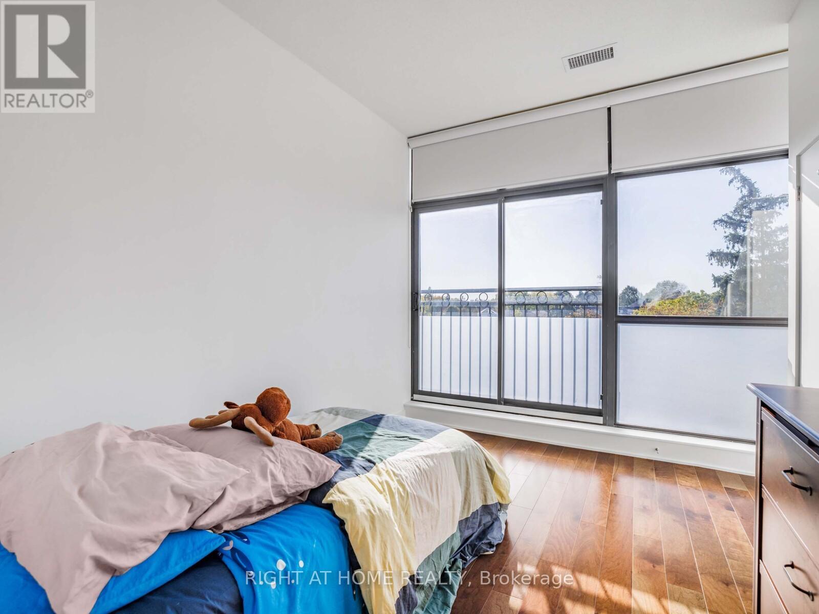 406 - 10376 Yonge Street, Richmond Hill (Mill Pond), Ontario  L4C 3B8 - Photo 18 - N12445366
