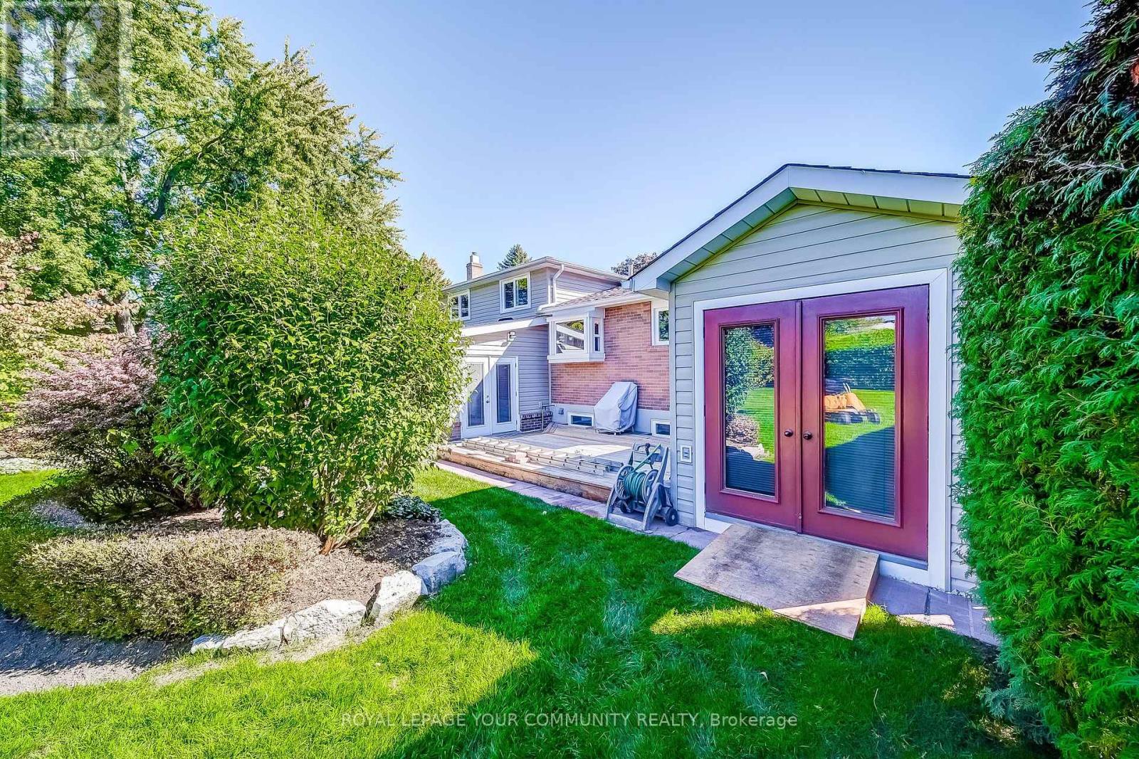 36 Devins Drive, Aurora, Ontario  L4G 2Z1 - Photo 41 - N12445376