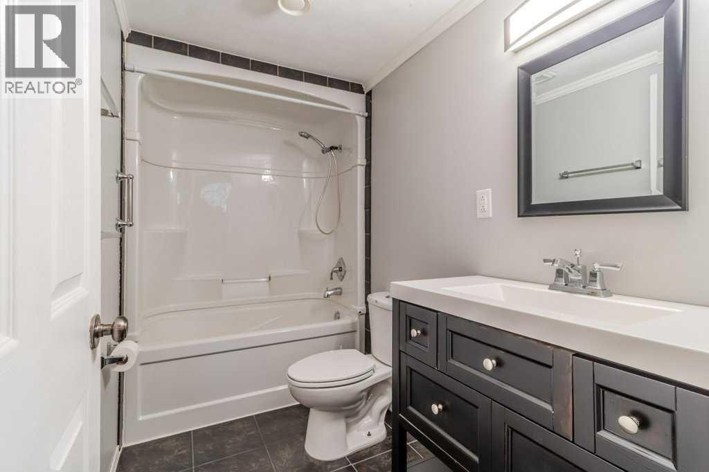 23 Hunter Road, Sylvan Lake, Alberta  T4S 2L6 - Photo 20 - A2259967