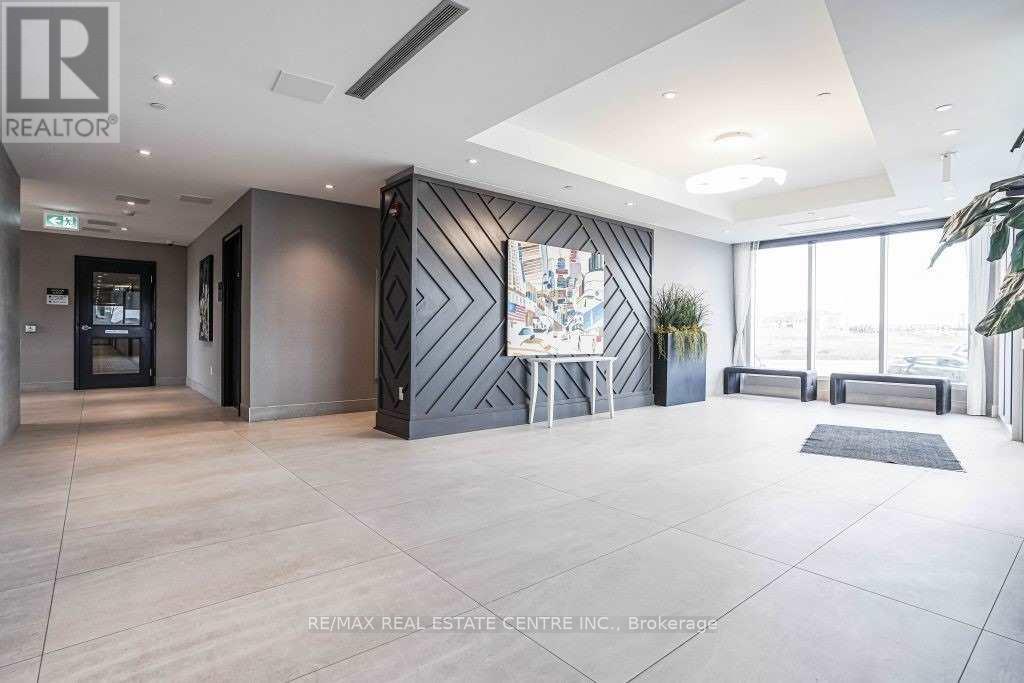 402 - 200 Lagerfeld Drive, Brampton, Ontario  L7A 5G5 - Photo 5 - W12445339