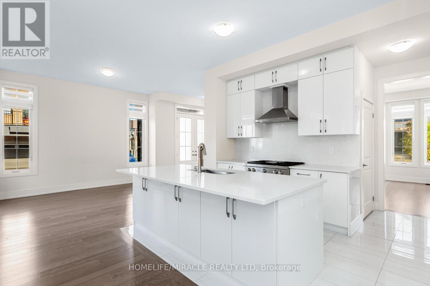 3326 Millicent Avenue, Oakville, Ontario  L6H 0Z8 - Photo 16 - W12445372