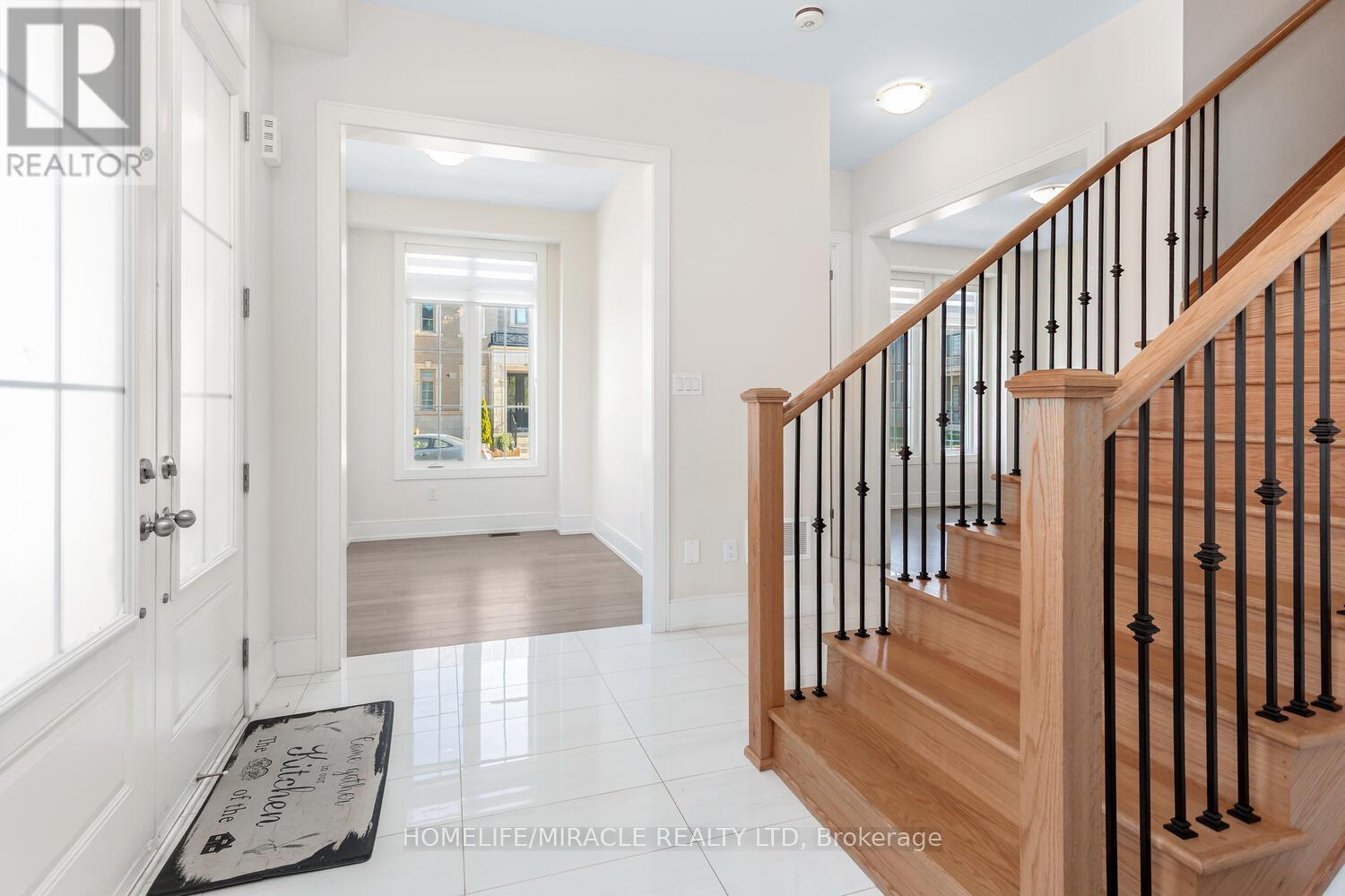 3326 Millicent Avenue, Oakville, Ontario  L6H 0Z8 - Photo 21 - W12445372