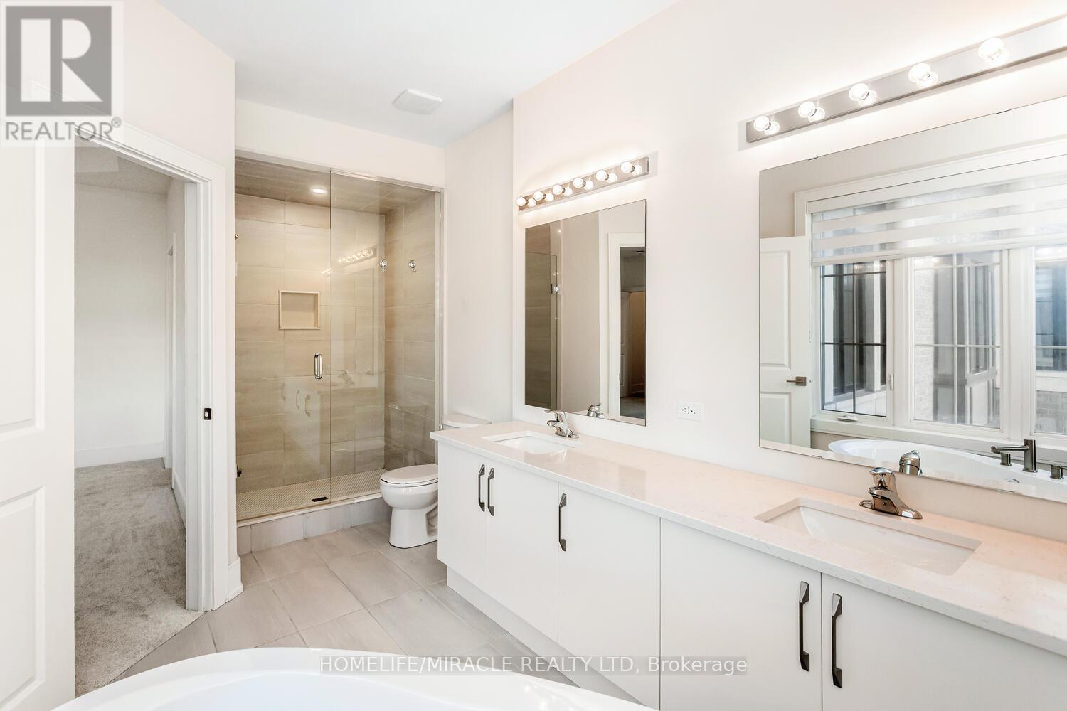 3326 Millicent Avenue, Oakville, Ontario  L6H 0Z8 - Photo 29 - W12445372