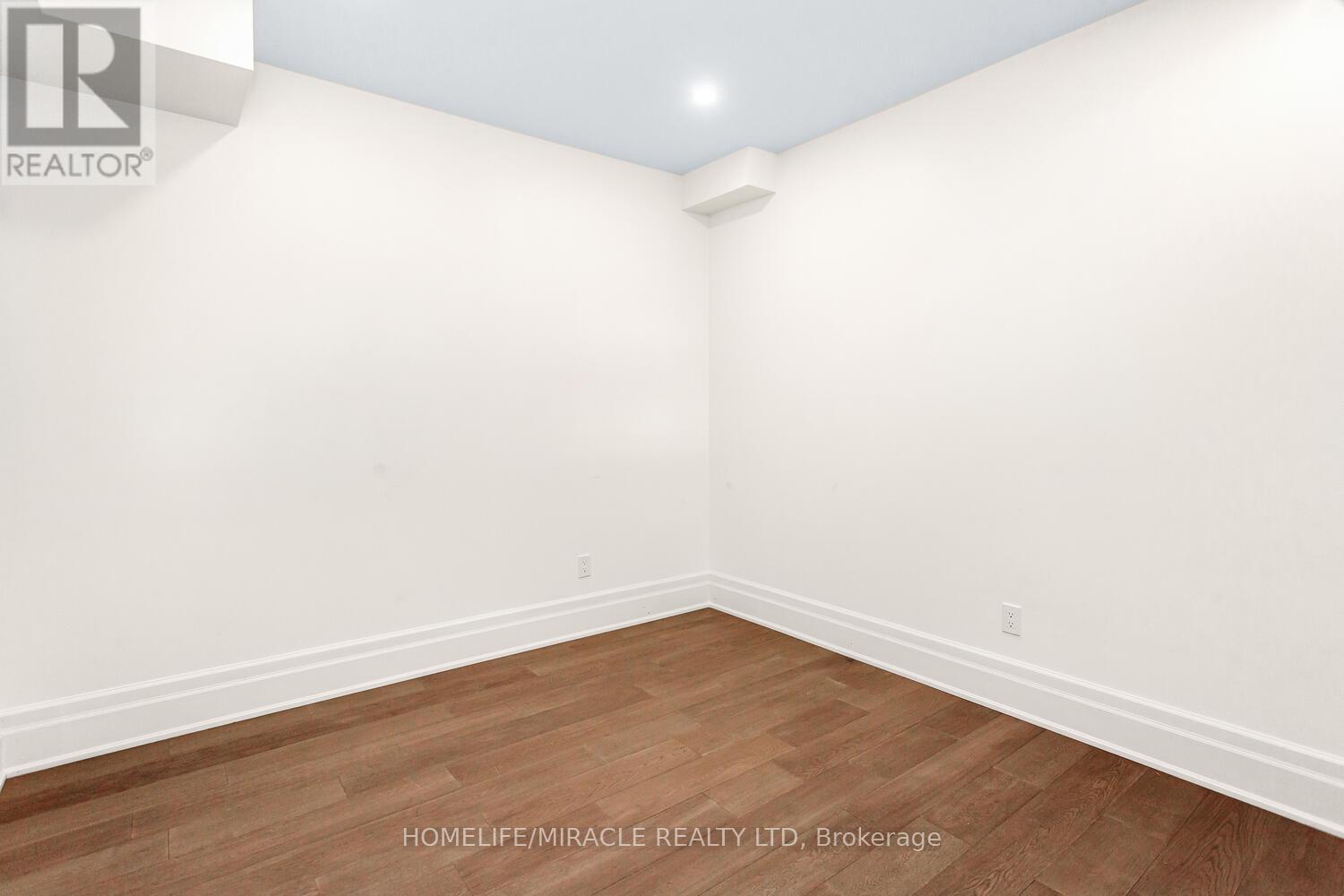3326 Millicent Avenue, Oakville, Ontario  L6H 0Z8 - Photo 45 - W12445372