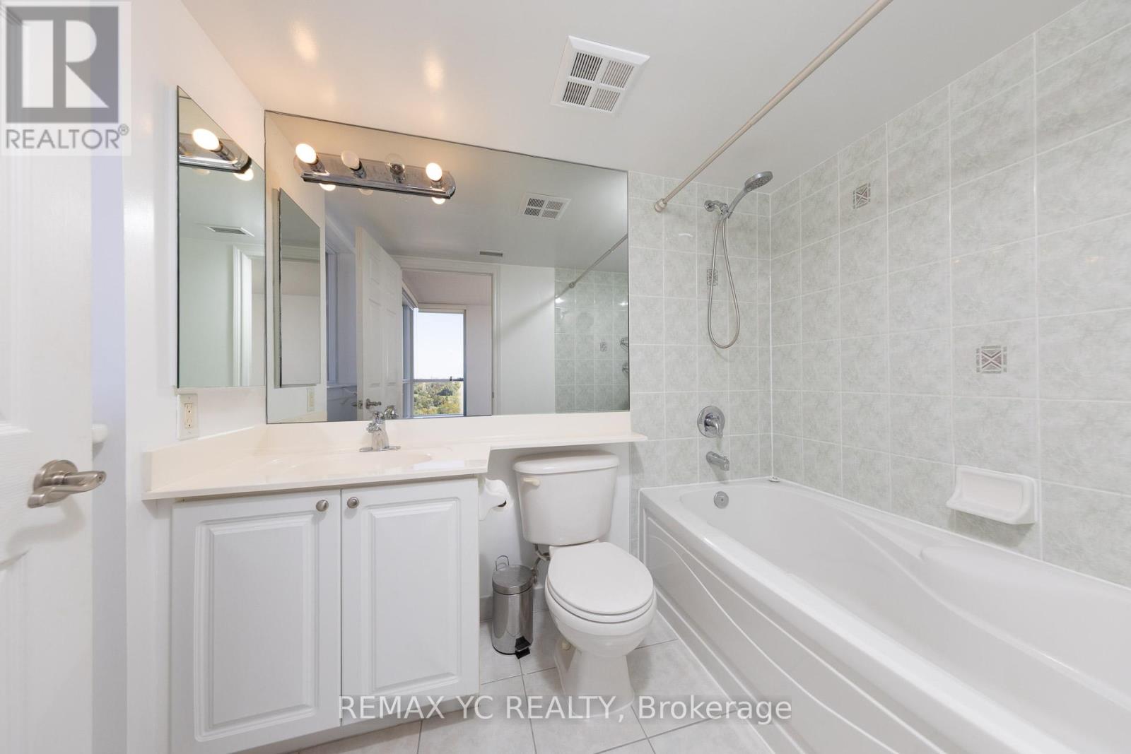 1604 - 5229 Dundas Street W, Toronto, Ontario  M9B 6L9 - Photo 20 - W12445377
