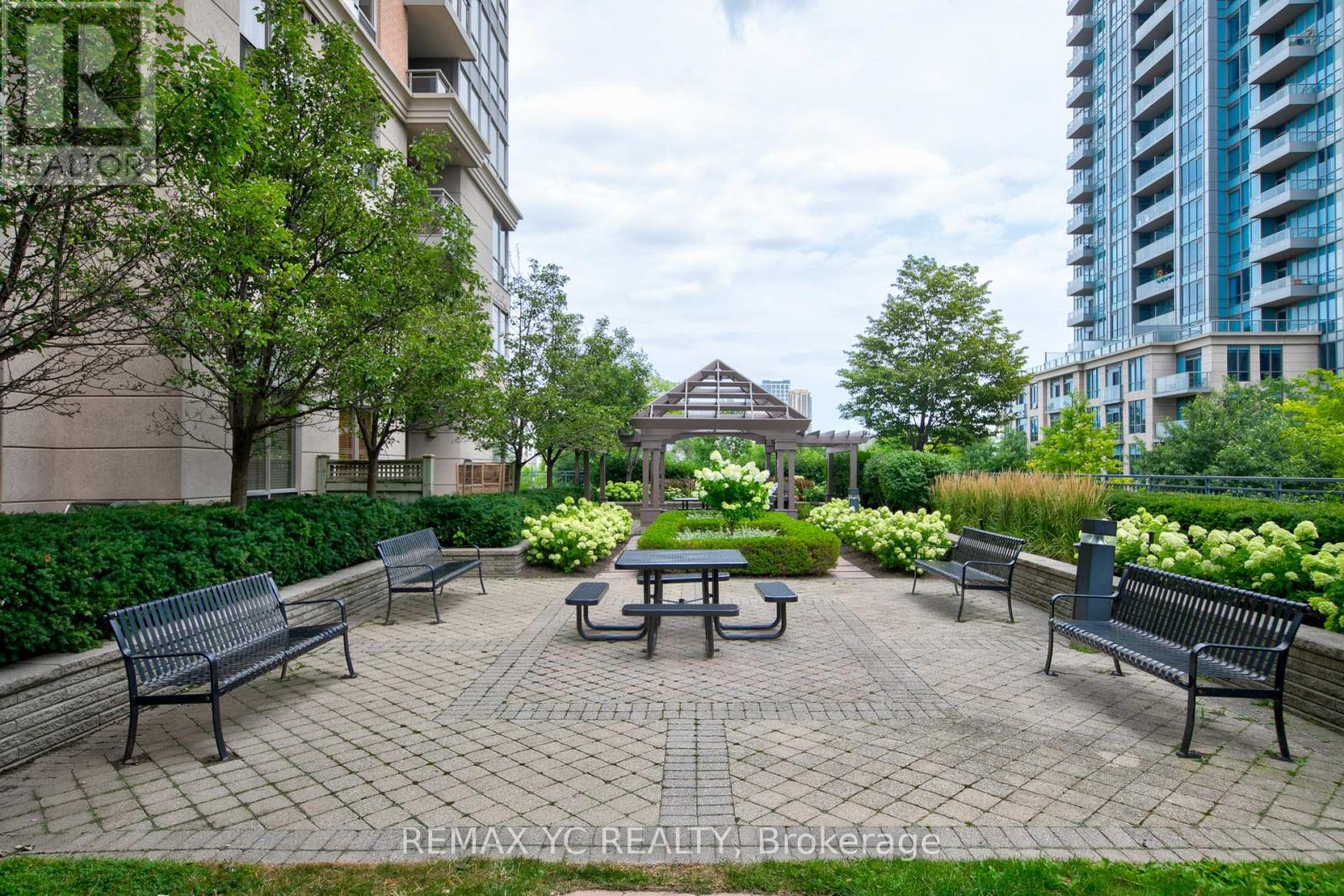 1604 - 5229 Dundas Street W, Toronto, Ontario  M9B 6L9 - Photo 40 - W12445377