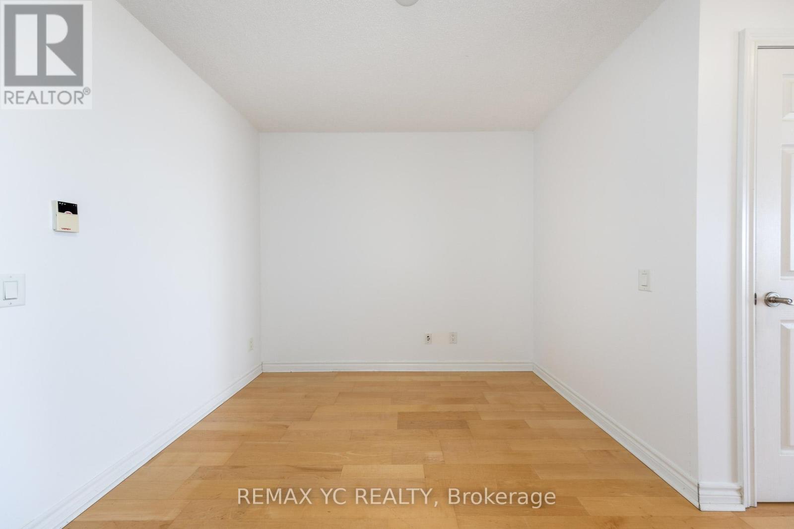 1604 - 5229 Dundas Street W, Toronto, Ontario  M9B 6L9 - Photo 5 - W12445377