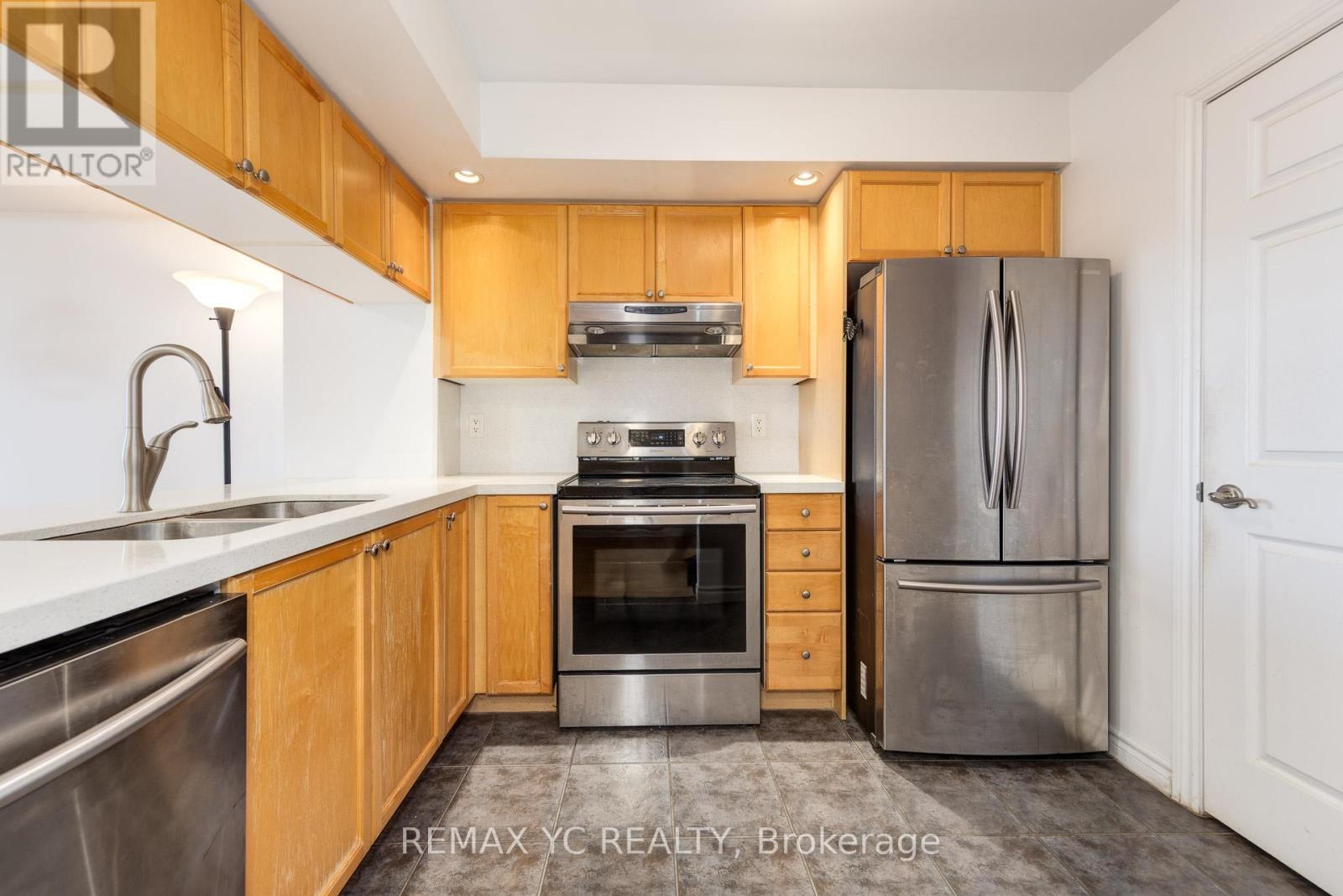 1604 - 5229 Dundas Street W, Toronto, Ontario  M9B 6L9 - Photo 7 - W12445377