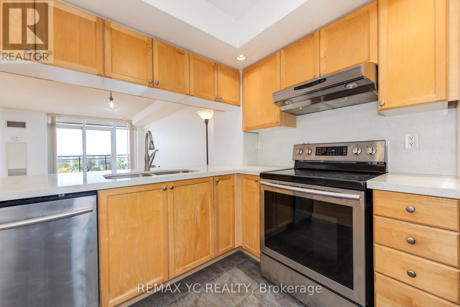 1604 - 5229 Dundas Street W, Toronto, Ontario  M9B 6L9 - Photo 9 - W12445377