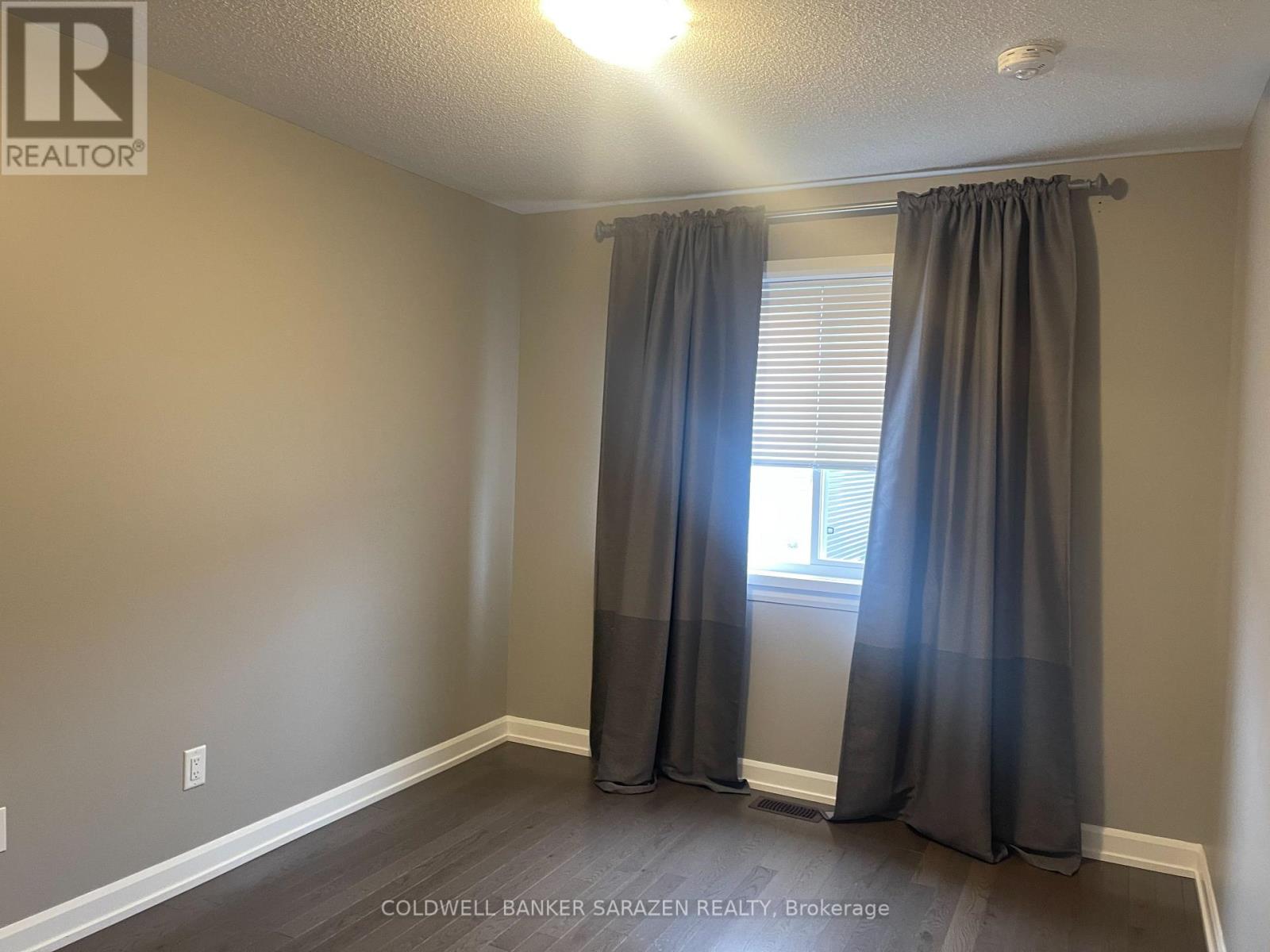 64 Vimy Ridge Crescent, Arnprior, Ontario  K7S 0H7 - Photo 15 - X12445399