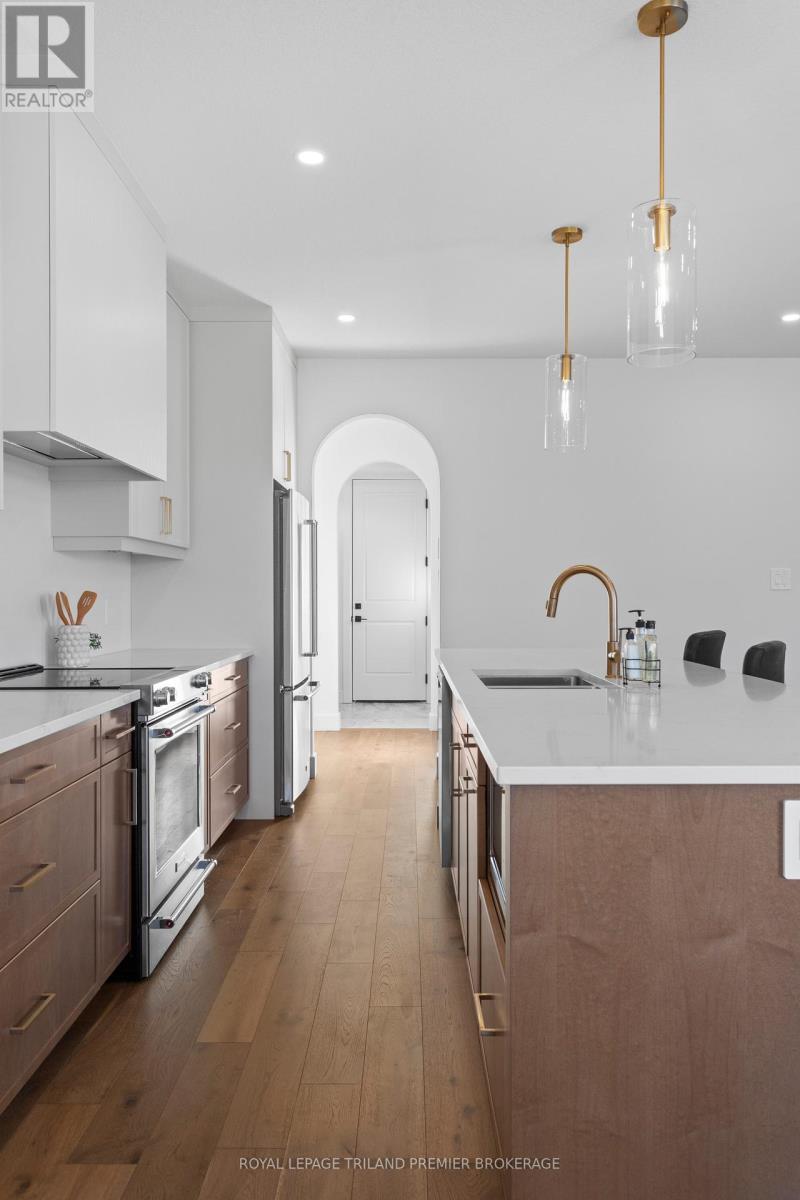 Photo 15 of 39 for 1378 Bush Hill Link