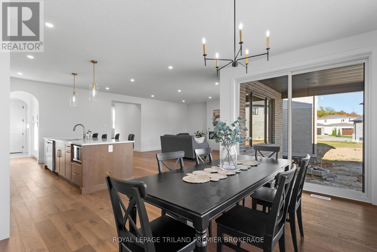 1378 Bush Hill Link, London North, Ontario  N6G 0X6 - Photo 19 - X12442328
