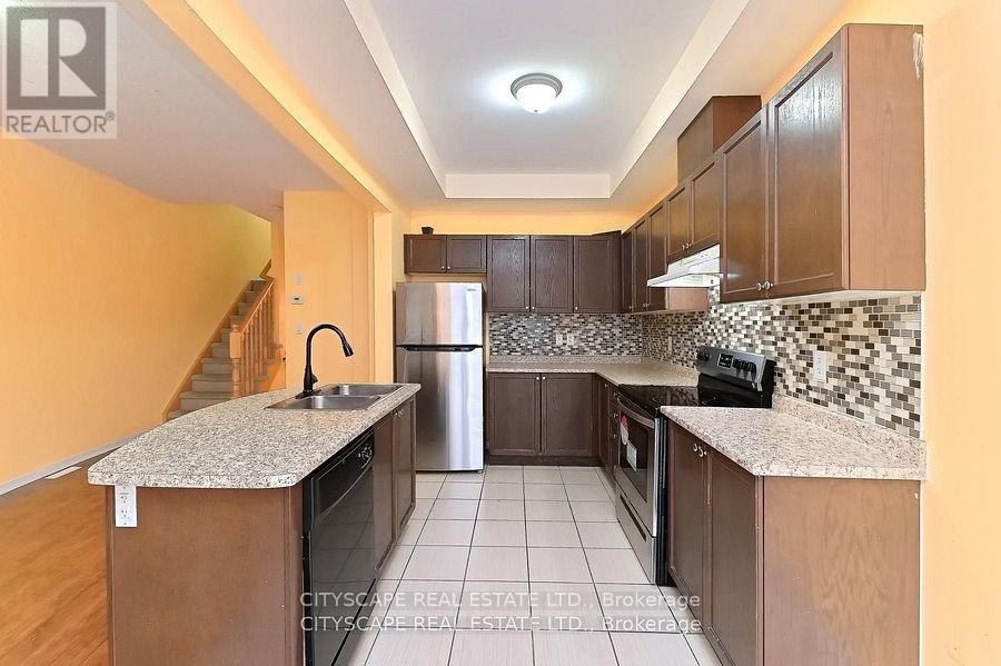 128 Palacebeach Trail, Hamilton, Ontario  L8E 0C3 - Photo 11 - X12441648