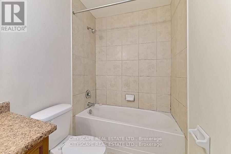 128 Palacebeach Trail, Hamilton, Ontario  L8E 0C3 - Photo 21 - X12441648