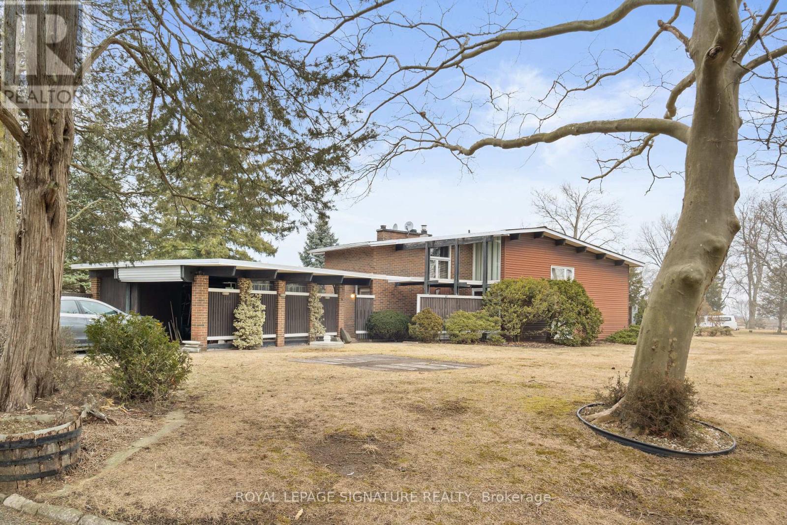 3114 Ninth Street W, Lincoln (Lincoln-Jordan/vineland), Ontario  L2R 6P7 - Photo 2 - X12445359