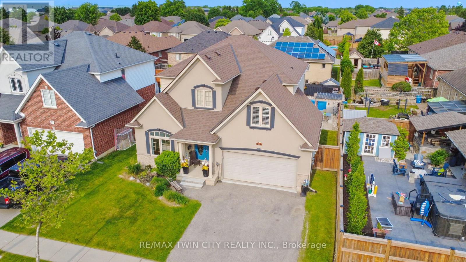 23 Laycock Street, Brantford, Ontario  N3S 0A4 - Photo 2 - X12445370