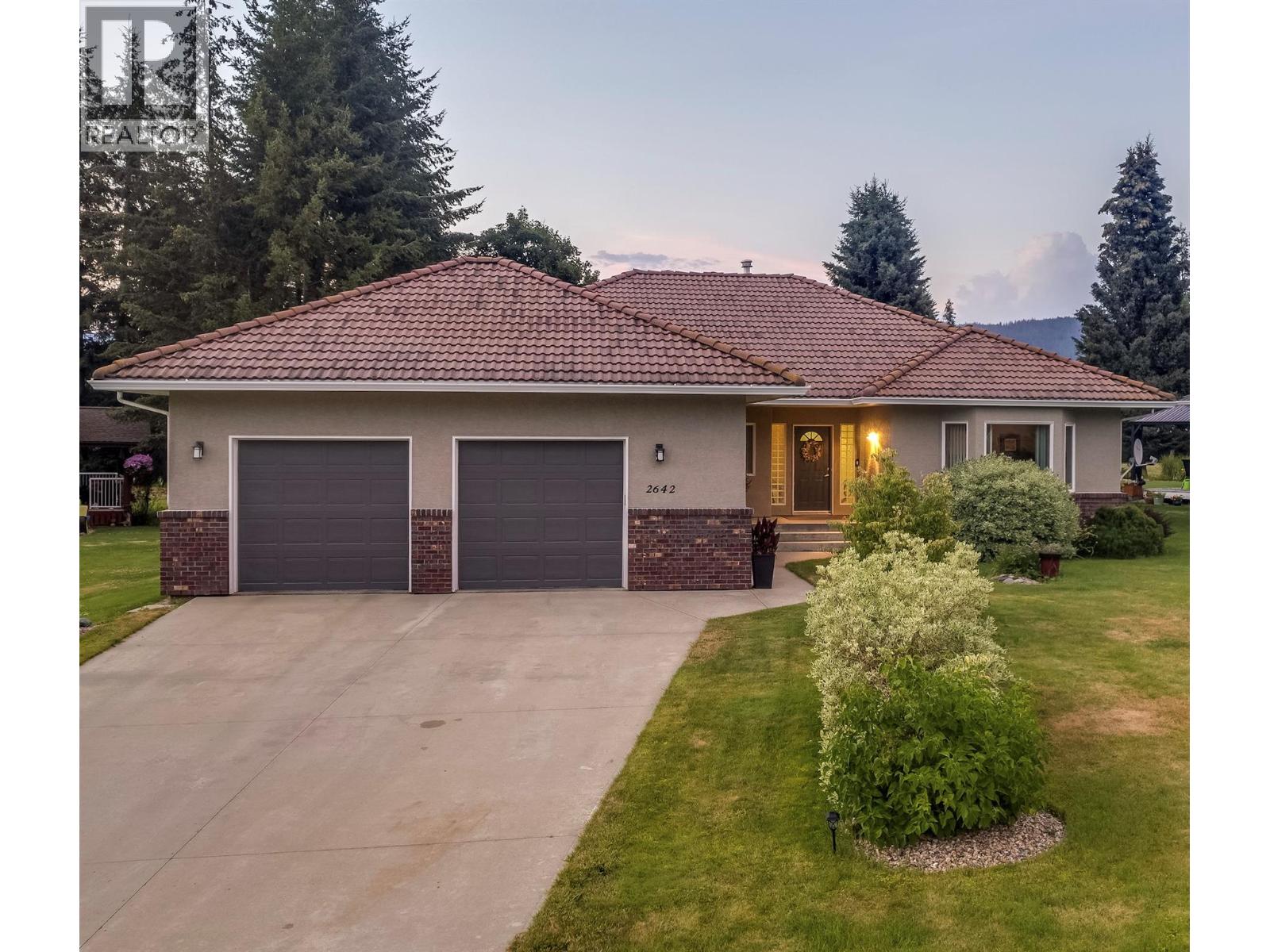 2642 Golf View Place, Blind Bay, British Columbia