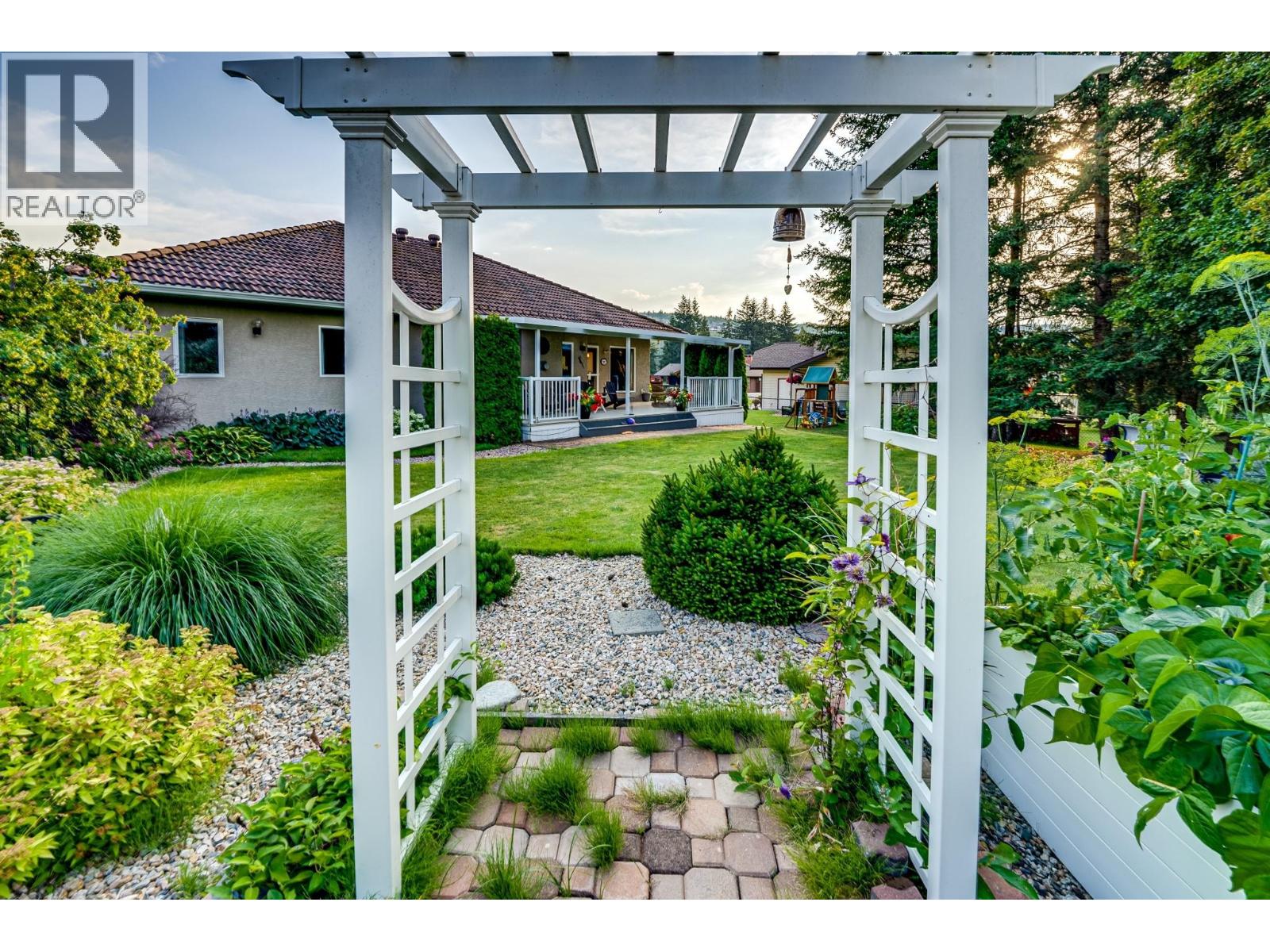 2642 Golf View Place, Blind Bay, British Columbia  V0E 1H2 - Photo 40 - 10364888