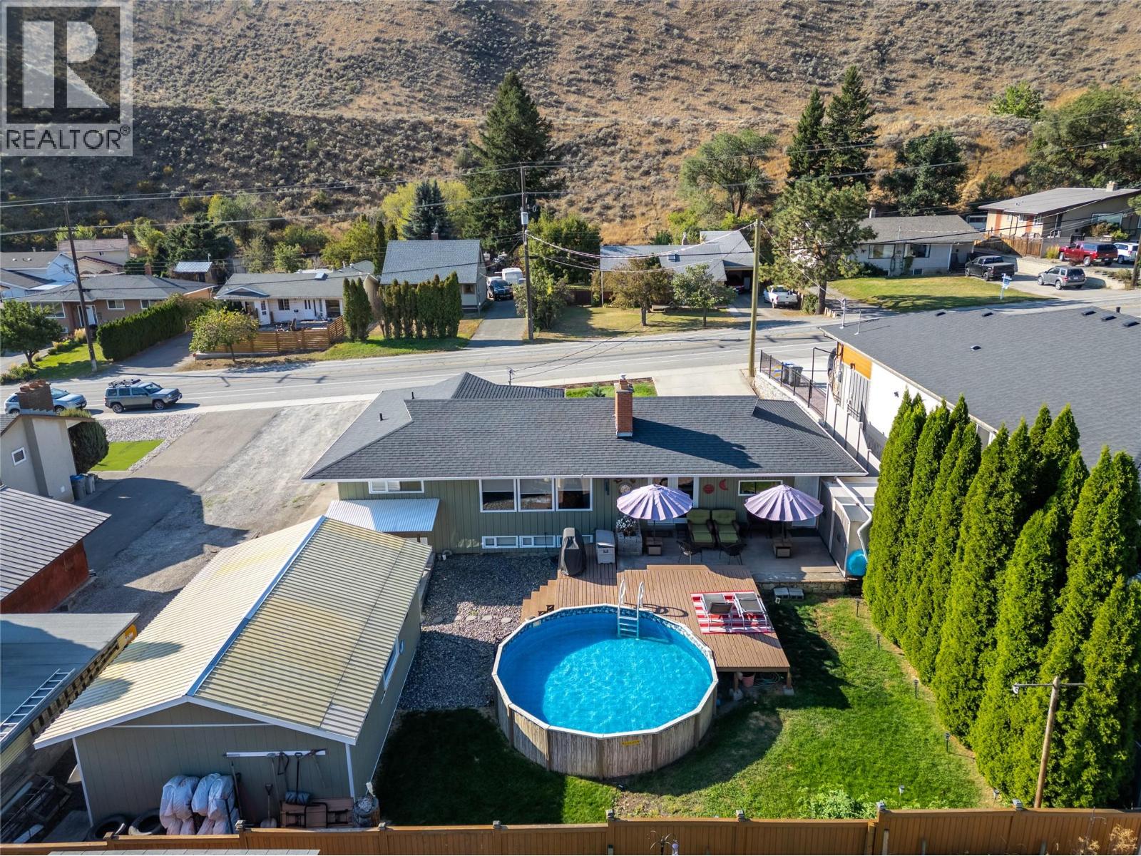 2282 Valleyview Drive, Kamloops, British Columbia  V2C 4C7 - Photo 3 - 10365031