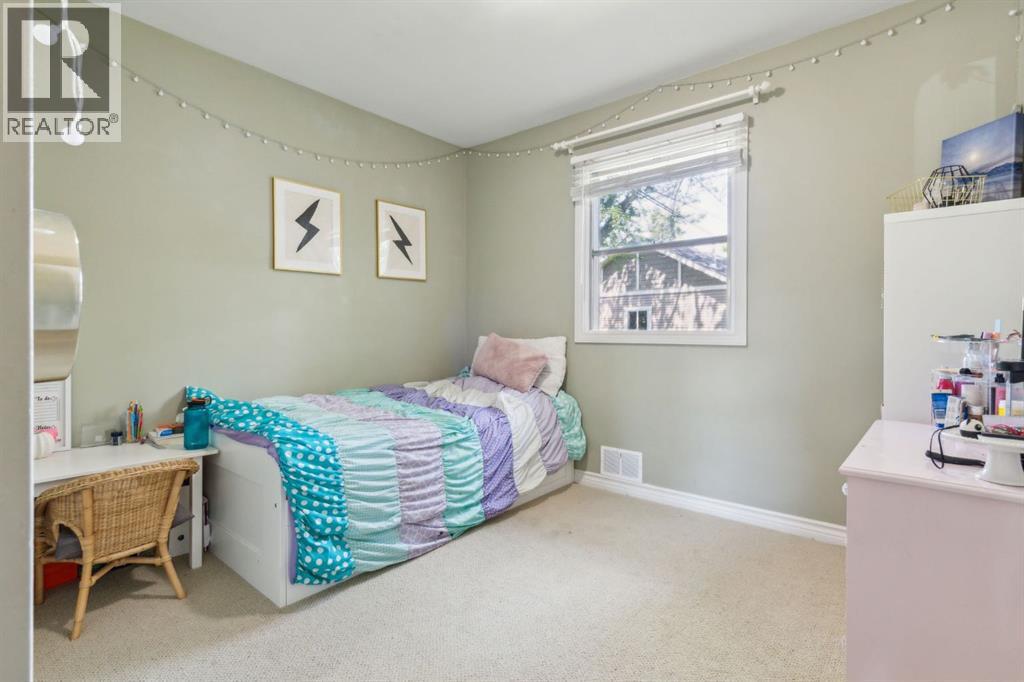 3213 Kilkenny Road Sw, Calgary, Alberta  T3E 4R5 - Photo 14 - A2243603
