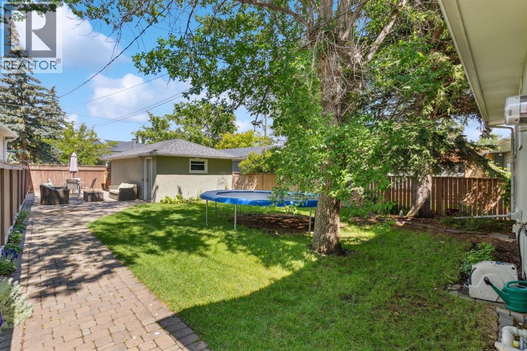 3213 Kilkenny Road Sw, Calgary, Alberta  T3E 4R5 - Photo 37 - A2243603