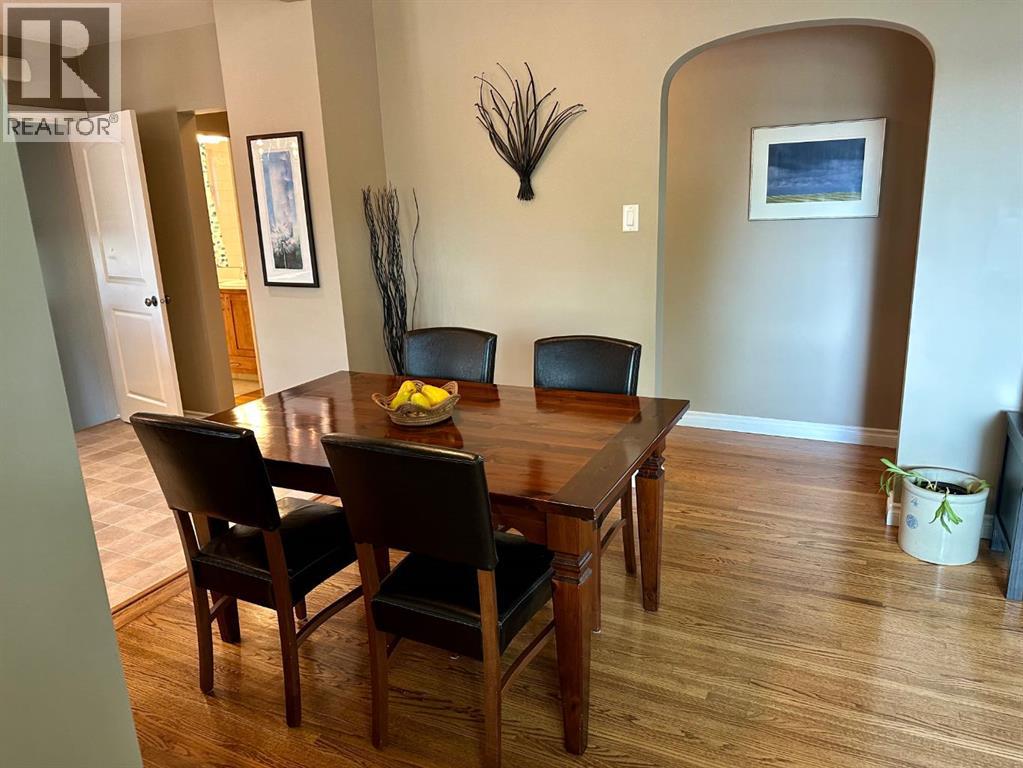 3213 Kilkenny Road Sw, Calgary, Alberta  T3E 4R5 - Photo 6 - A2243603