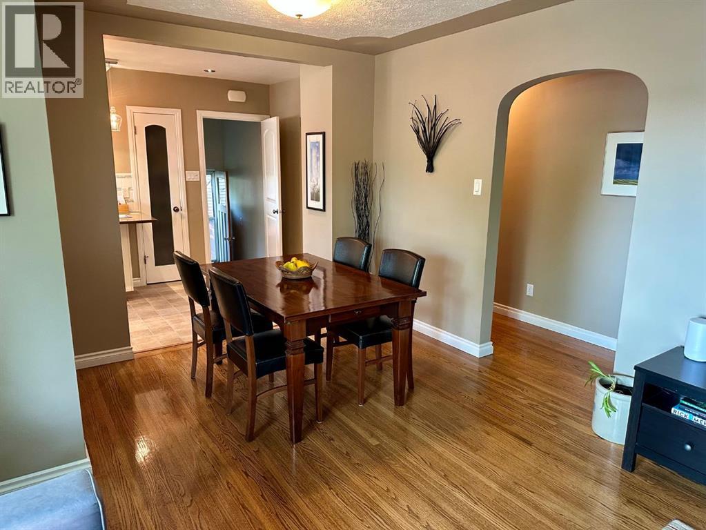 3213 Kilkenny Road Sw, Calgary, Alberta  T3E 4R5 - Photo 7 - A2243603