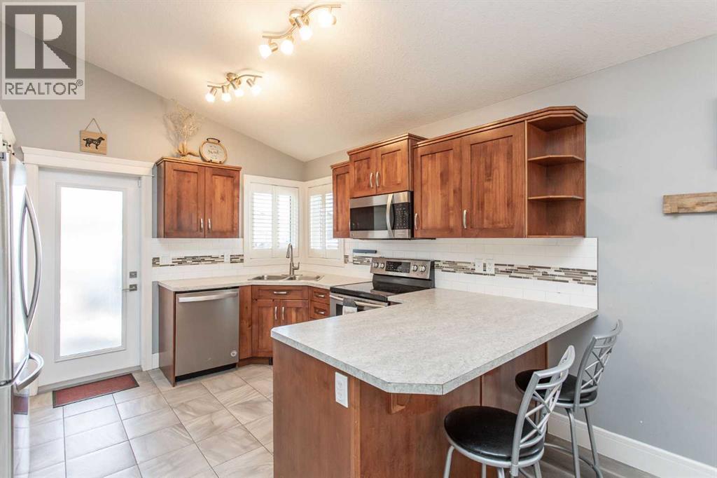 44 Mackenzie Crescent, Lacombe, Alberta  T4L 0B3 - Photo 11 - A2262267