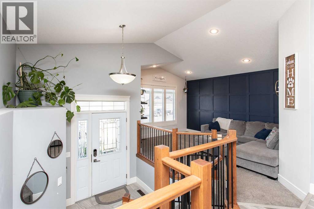 44 Mackenzie Crescent, Lacombe, Alberta  T4L 0B3 - Photo 4 - A2262267