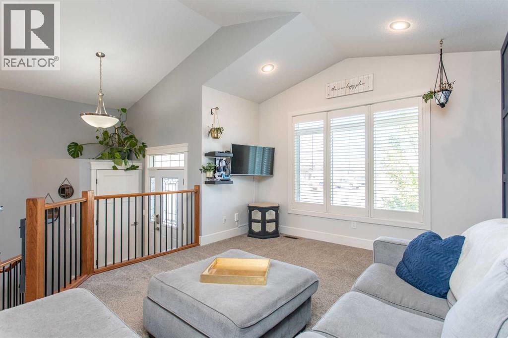 44 Mackenzie Crescent, Lacombe, Alberta  T4L 0B3 - Photo 6 - A2262267