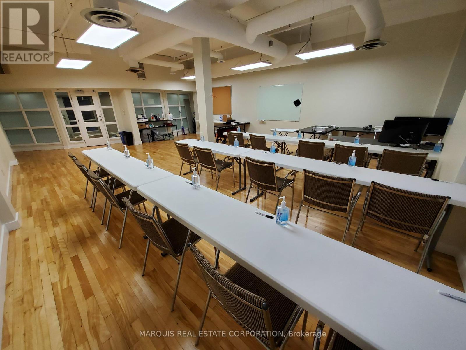 302 - 675 King Street W, Toronto, Ontario  M5V 1M9 - Photo 3 - C12445393