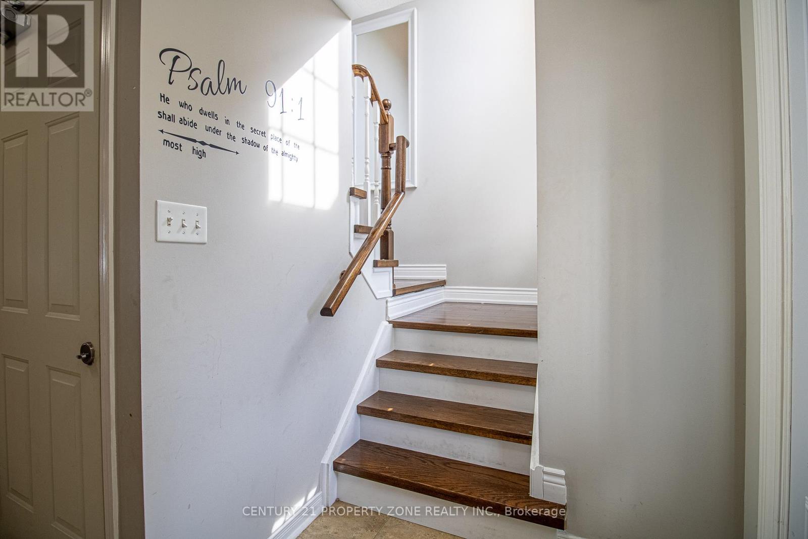 1199 Meath Drive, Oshawa (Pinecrest), Ontario  L1K 0G3 - Photo 10 - E12445384