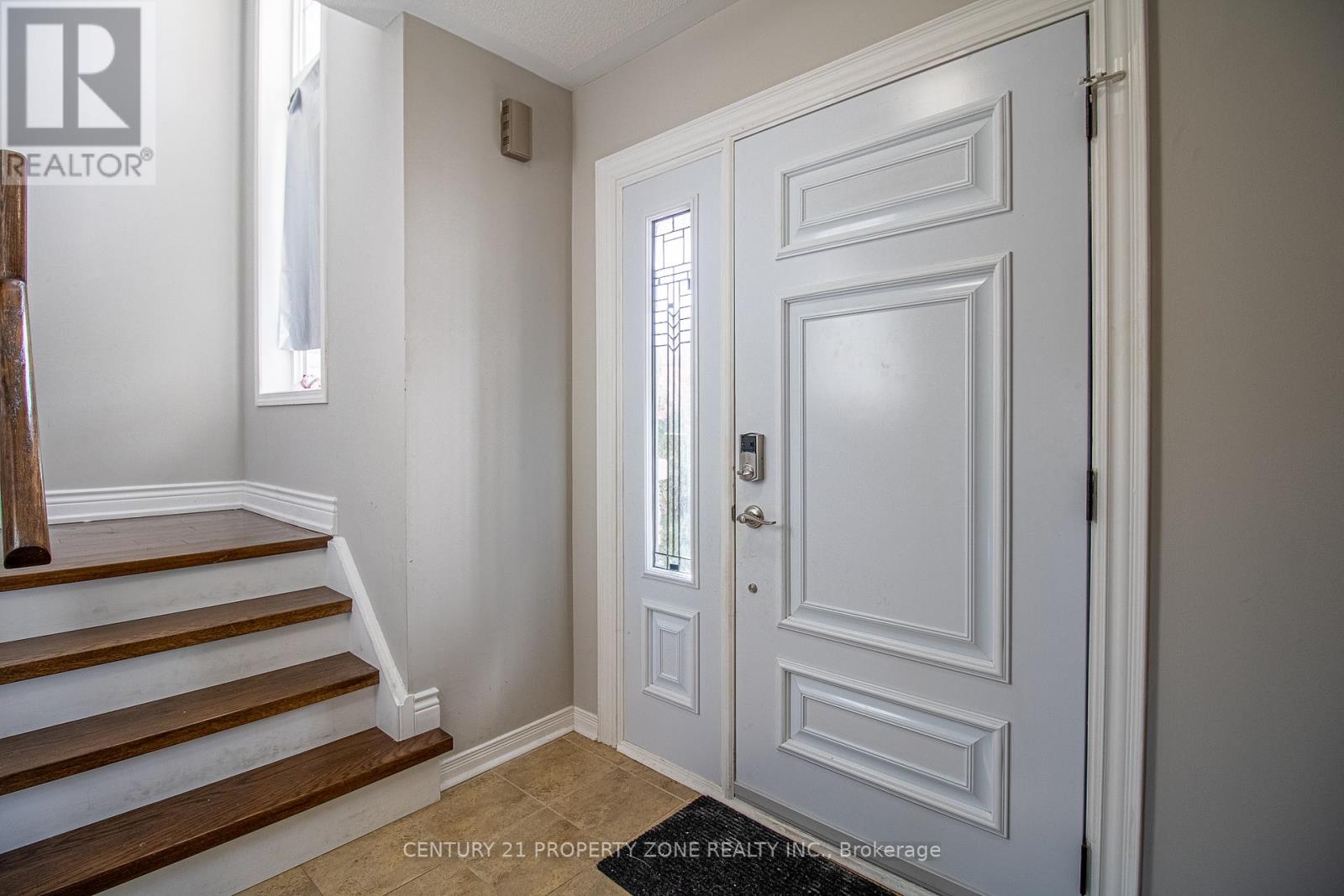 1199 Meath Drive, Oshawa (Pinecrest), Ontario  L1K 0G3 - Photo 4 - E12445384