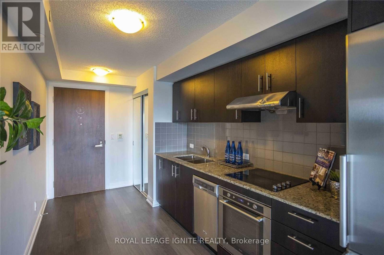 1007 - 255 Village Green Square, Toronto, Ontario  M1S 0L7 - Photo 6 - E12445386