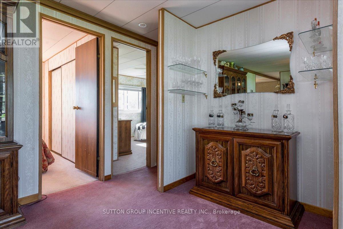 10 Mimosa Crescent, Innisfil, Ontario  L9S 1P9 - Photo 16 - N12445388