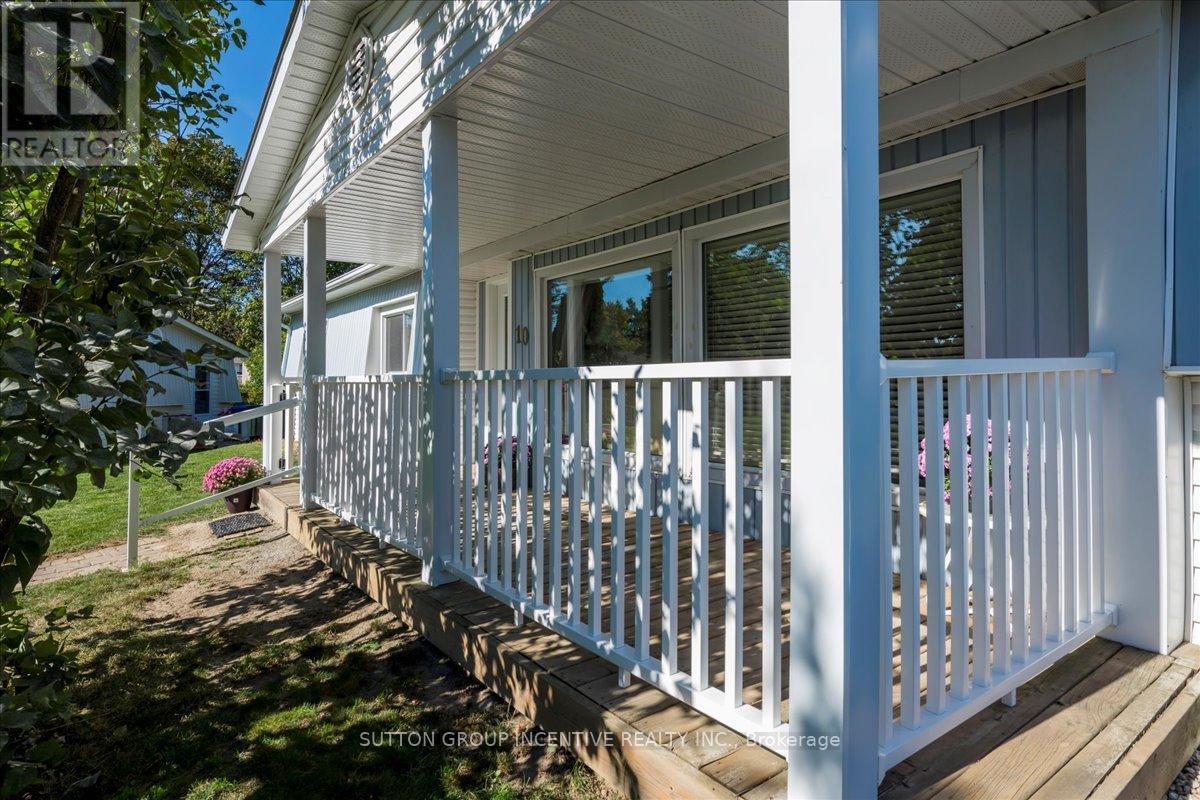 10 Mimosa Crescent, Innisfil, Ontario  L9S 1P9 - Photo 2 - N12445388