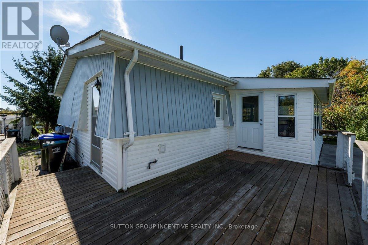 10 Mimosa Crescent, Innisfil, Ontario  L9S 1P9 - Photo 24 - N12445388