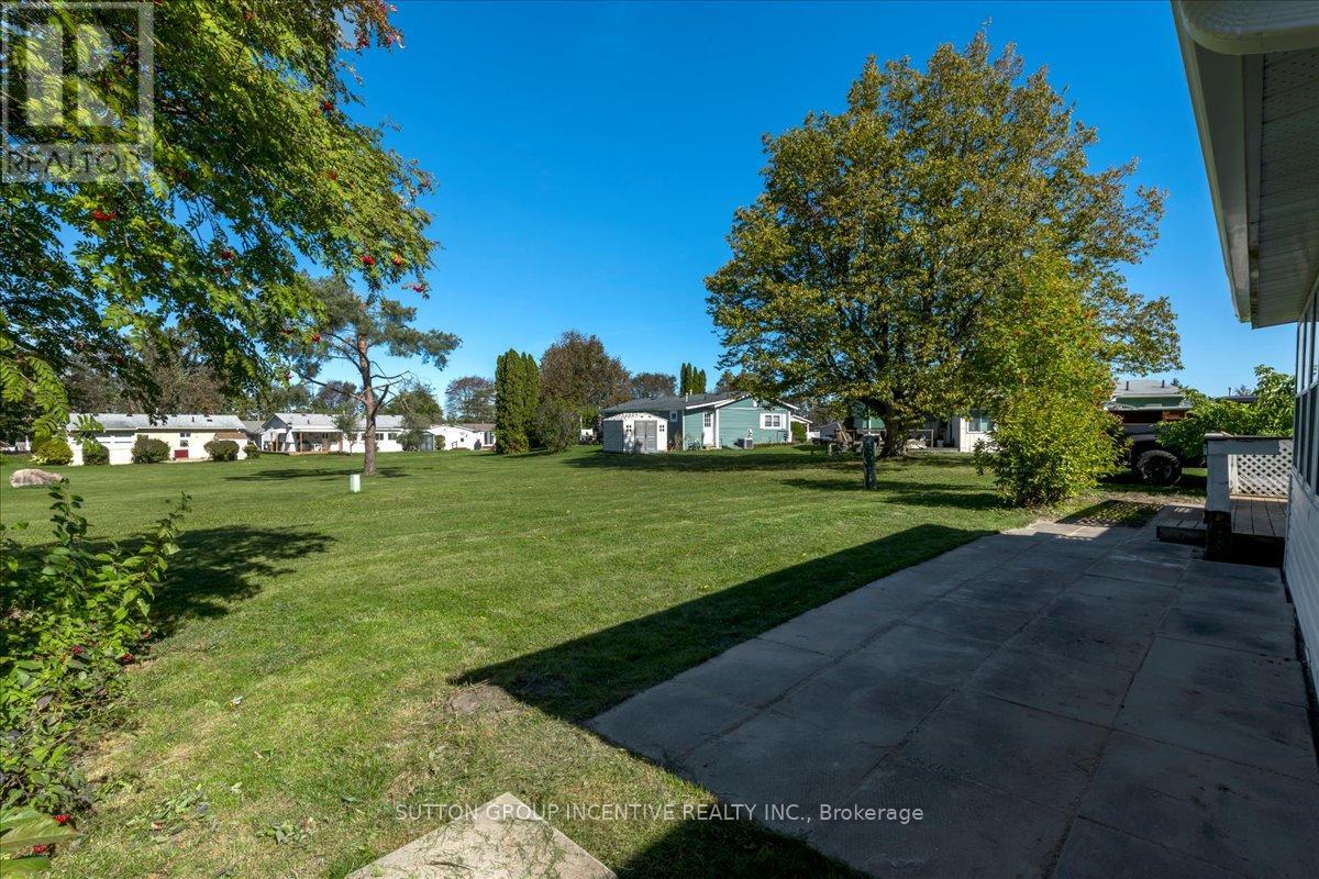 10 Mimosa Crescent, Innisfil, Ontario  L9S 1P9 - Photo 25 - N12445388