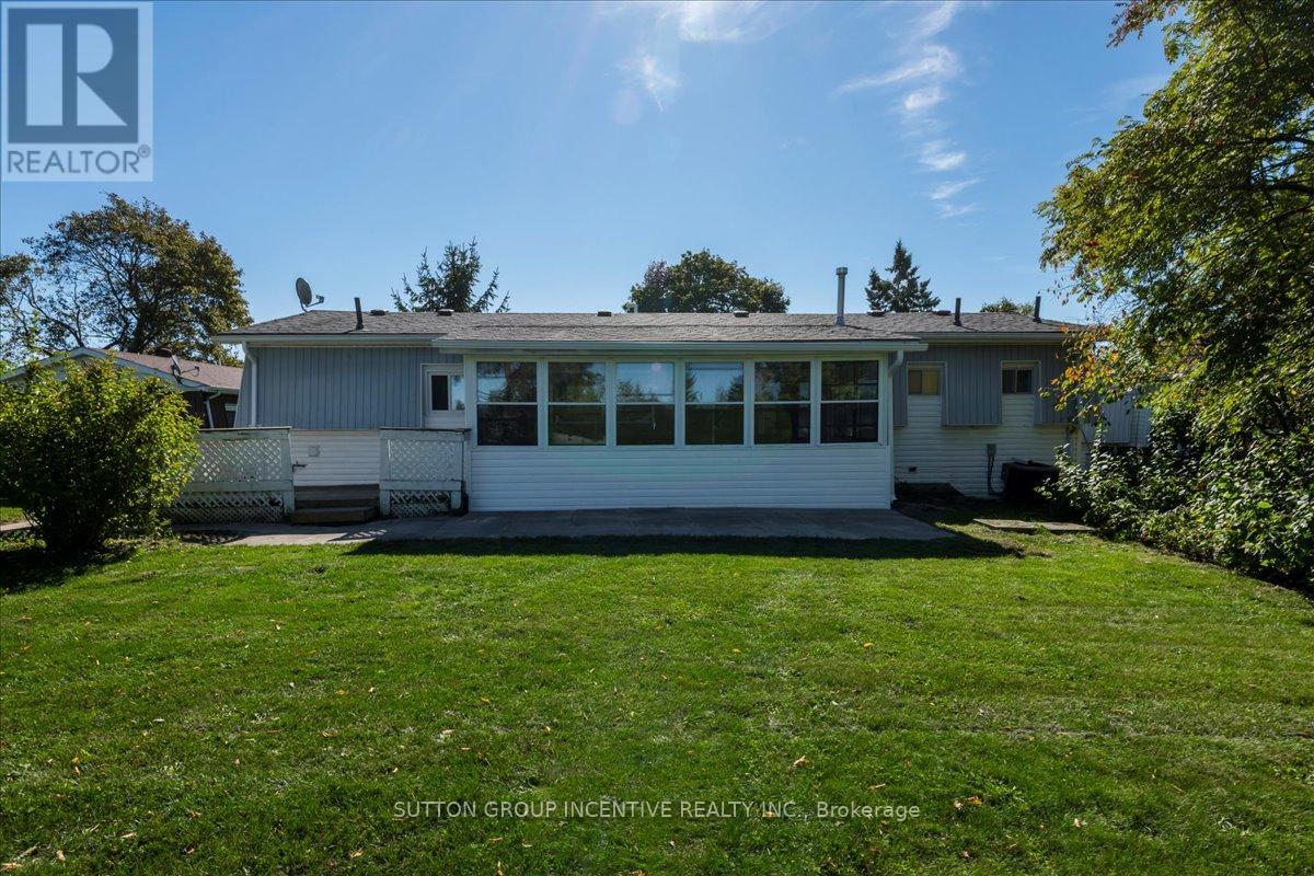 10 Mimosa Crescent, Innisfil, Ontario  L9S 1P9 - Photo 26 - N12445388