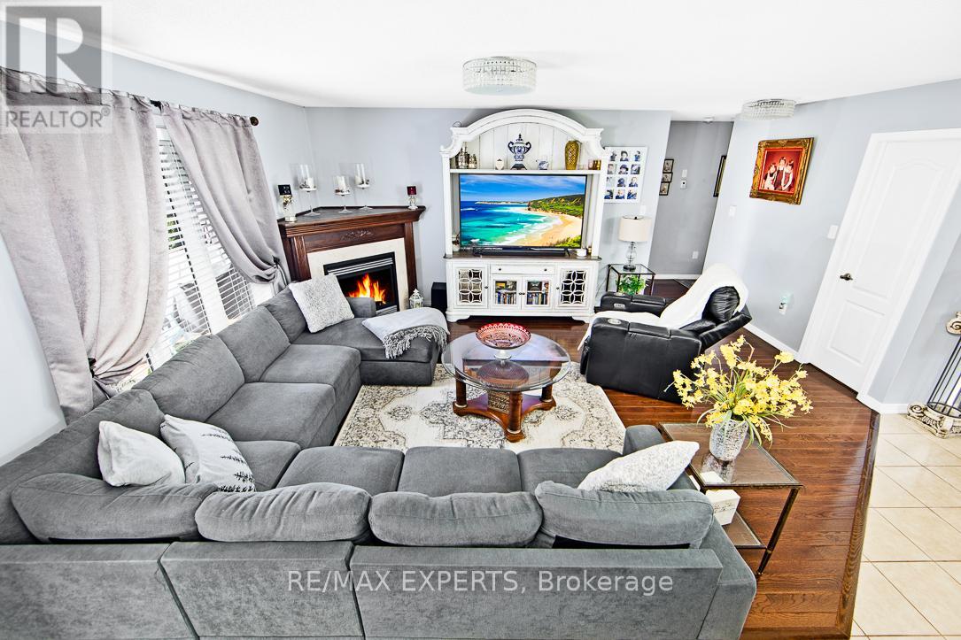 2184 Nevils Street, Innisfil, Ontario  L9S 0E1 - Photo 10 - N12445389
