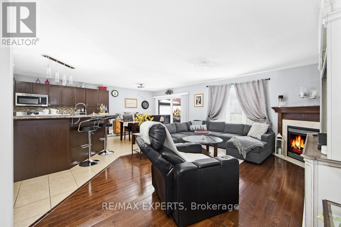 2184 Nevils Street, Innisfil, Ontario  L9S 0E1 - Photo 11 - N12445389
