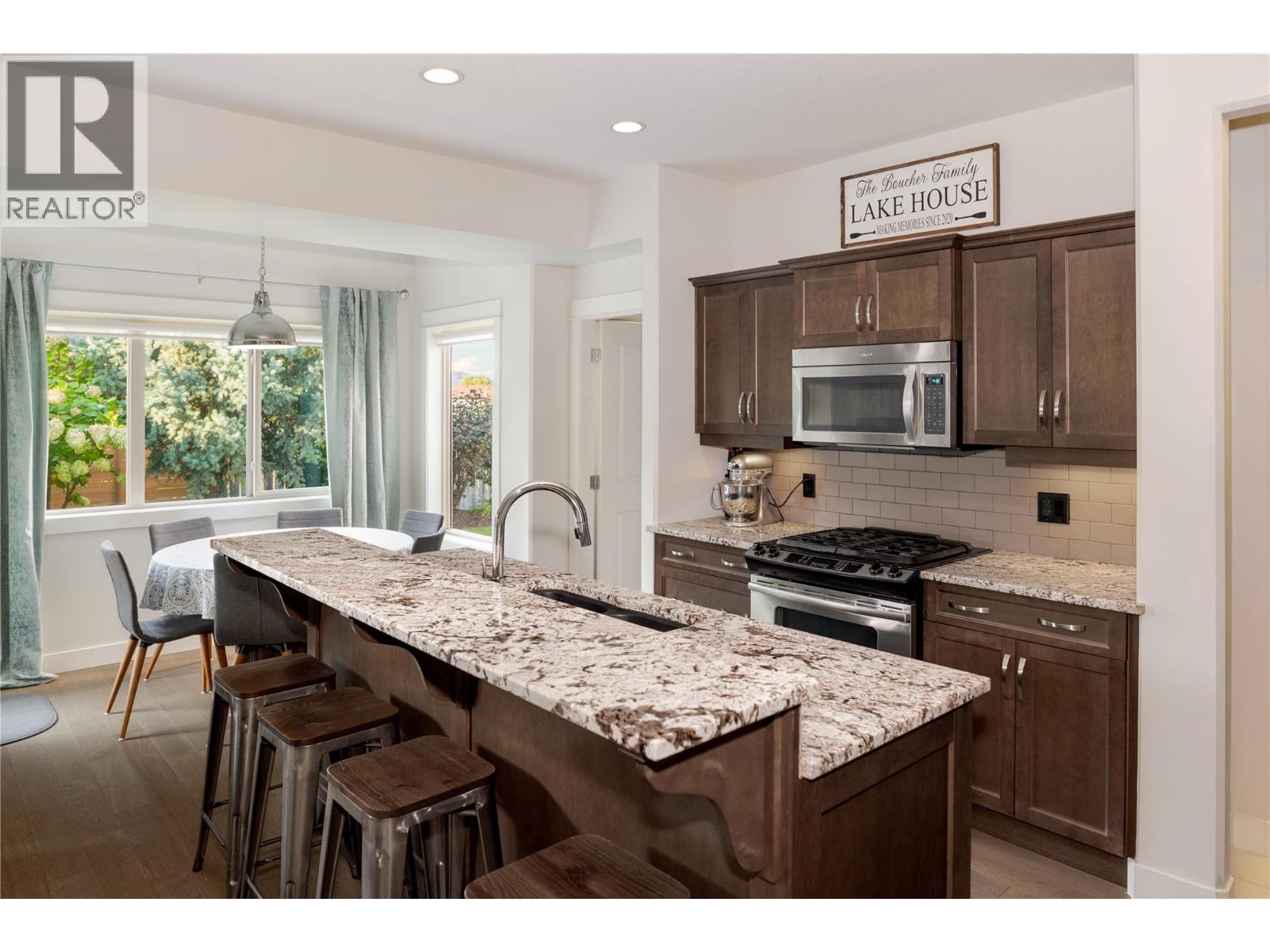 3350 Woodsdale Road Unit# 703, Lake Country, British Columbia  V4V 2R7 - Photo 4 - 10364677