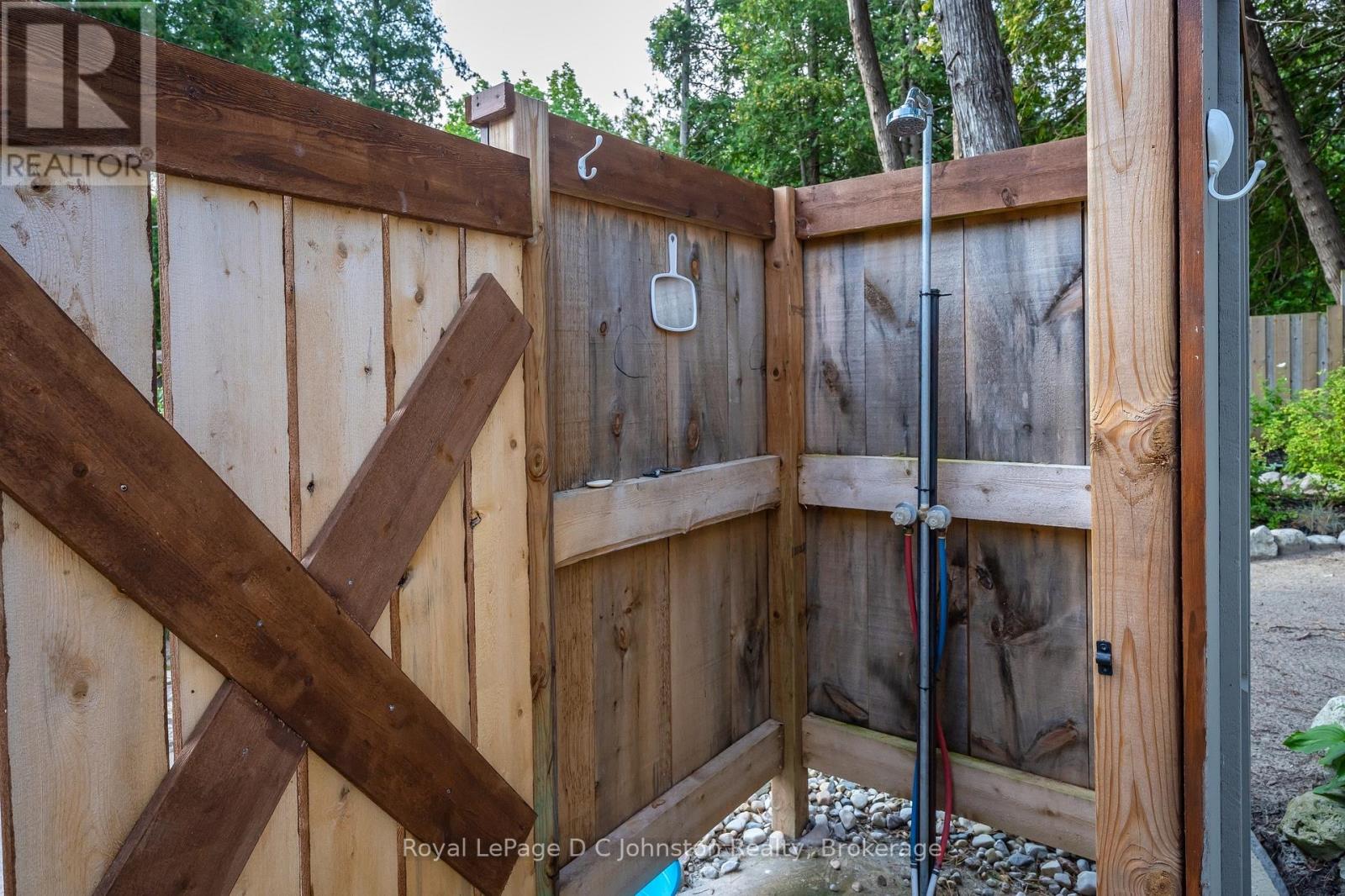 103 Saugeen Beach Road, Saugeen Shores, Ontario  N0H 2C5 - Photo 19 - X12445410