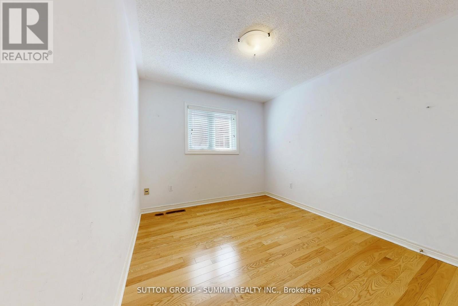 5525 Fleur-De-Lis, Mississauga (East Credit), Ontario  L5R 2Z6 - Photo 16 - W12445378