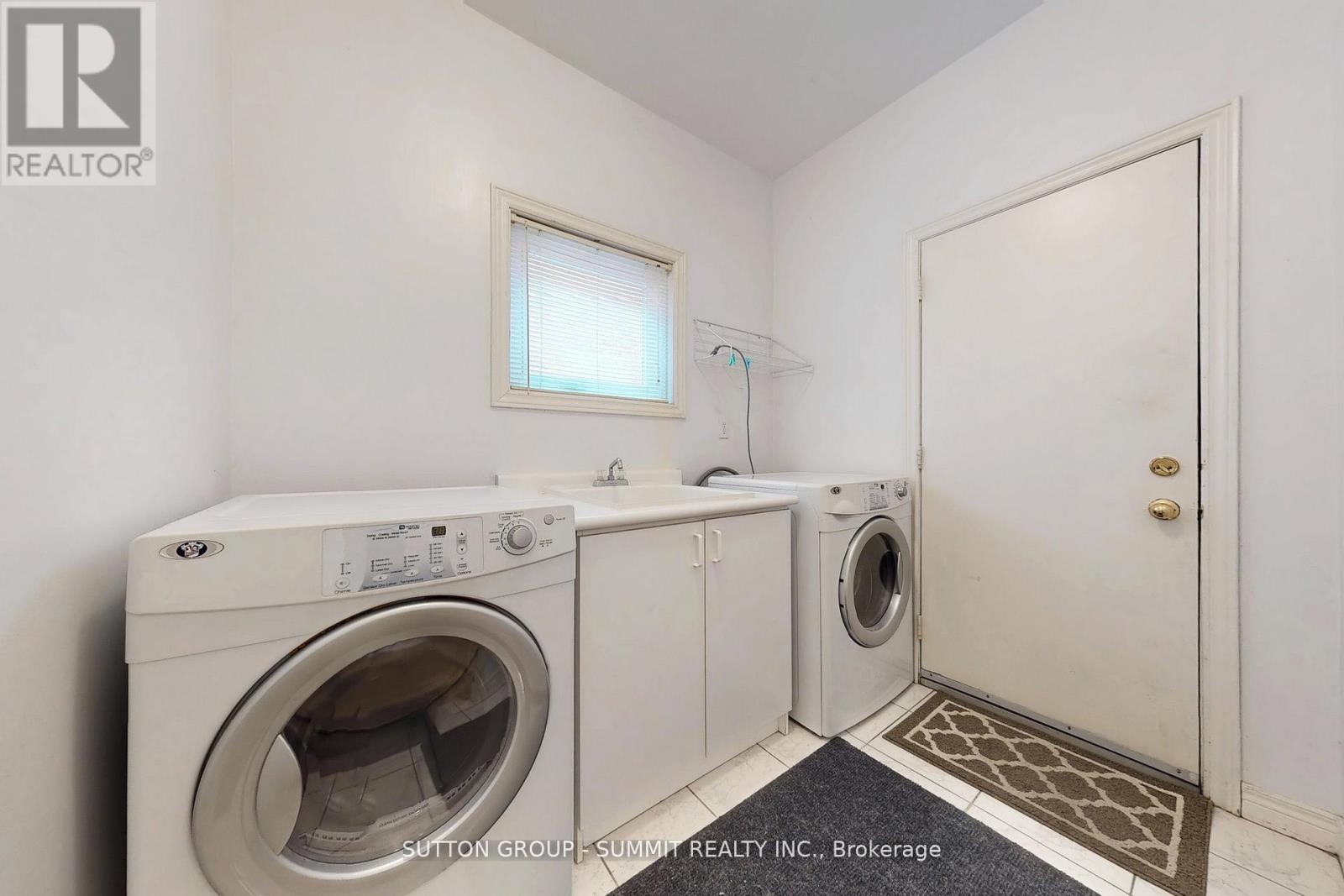 5525 Fleur-De-Lis, Mississauga (East Credit), Ontario  L5R 2Z6 - Photo 20 - W12445378