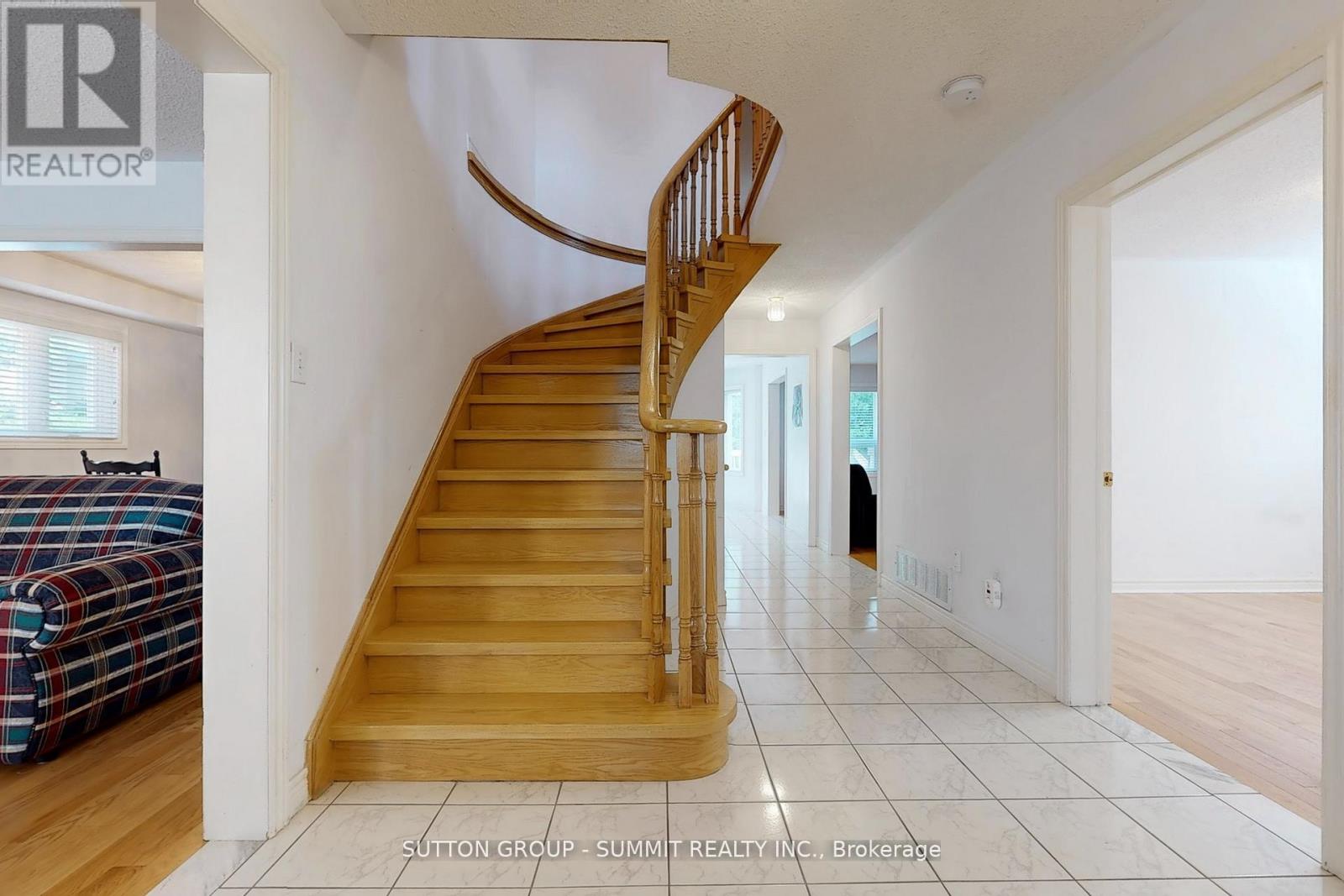 5525 Fleur-De-Lis, Mississauga (East Credit), Ontario  L5R 2Z6 - Photo 23 - W12445378