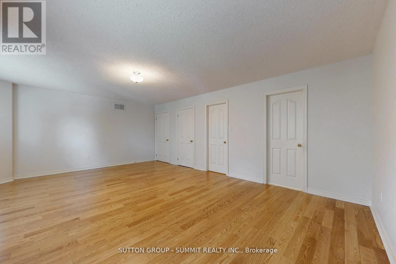 5525 Fleur-De-Lis, Mississauga (East Credit), Ontario  L5R 2Z6 - Photo 25 - W12445378
