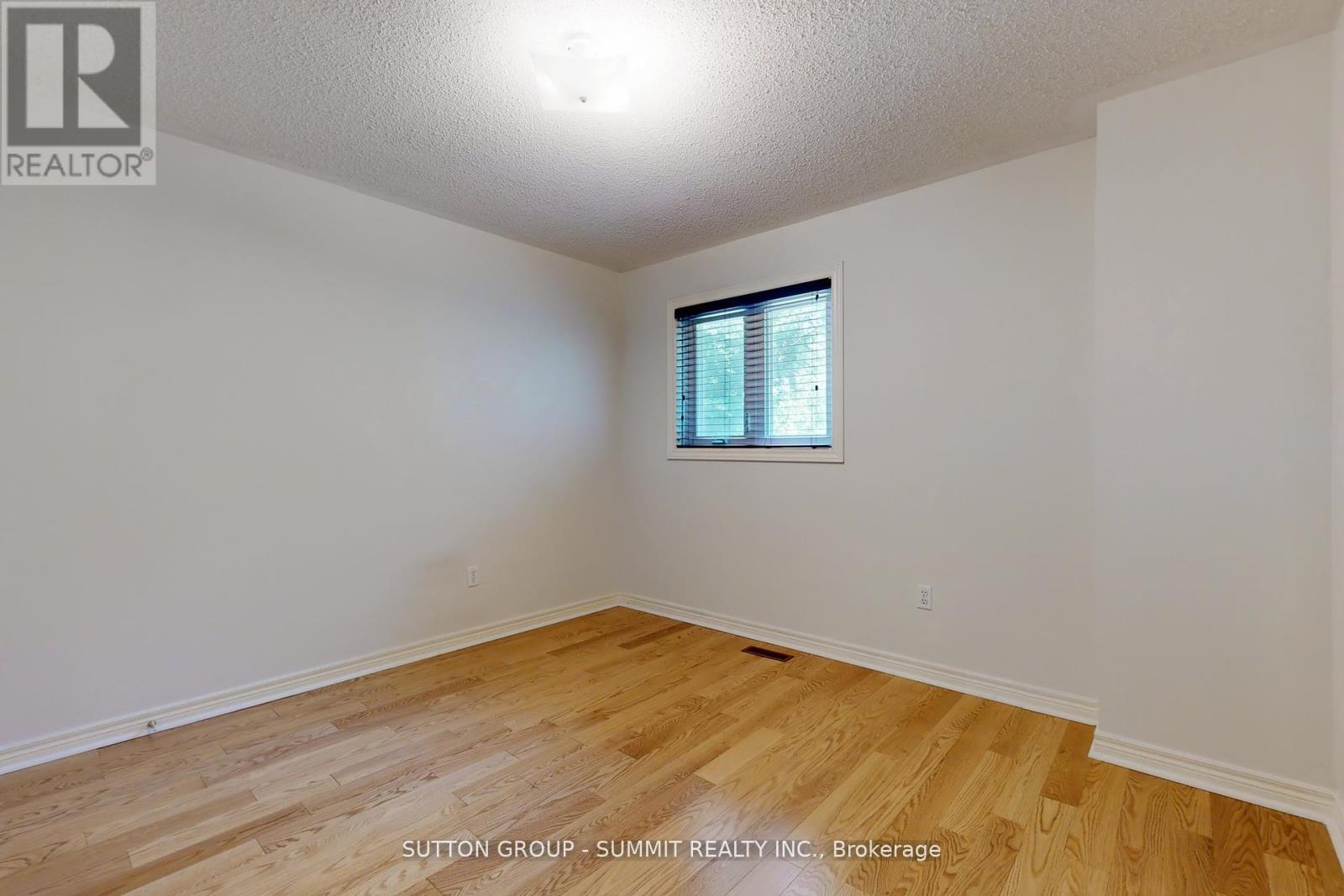 5525 Fleur-De-Lis, Mississauga (East Credit), Ontario  L5R 2Z6 - Photo 36 - W12445378