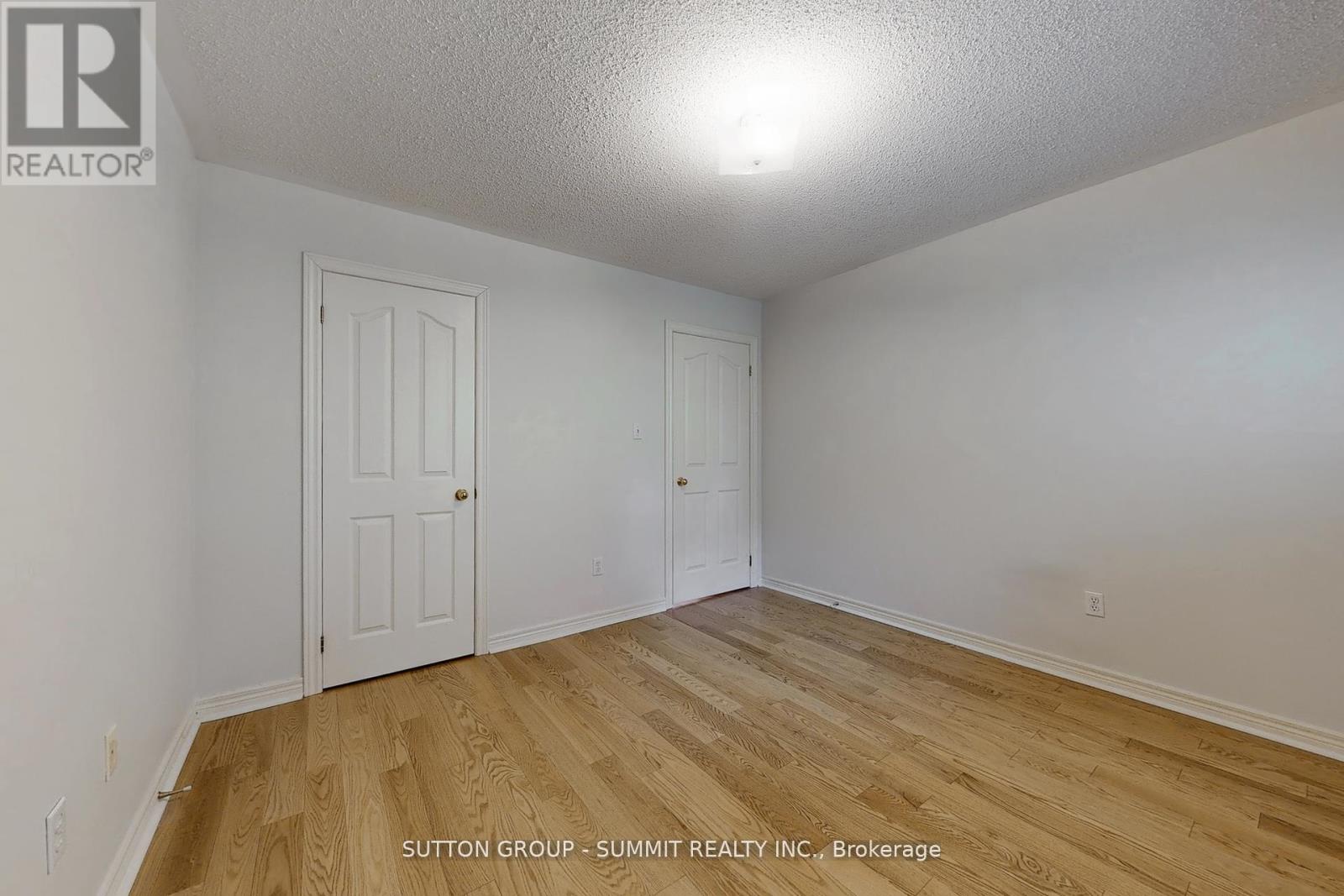 5525 Fleur-De-Lis, Mississauga (East Credit), Ontario  L5R 2Z6 - Photo 37 - W12445378